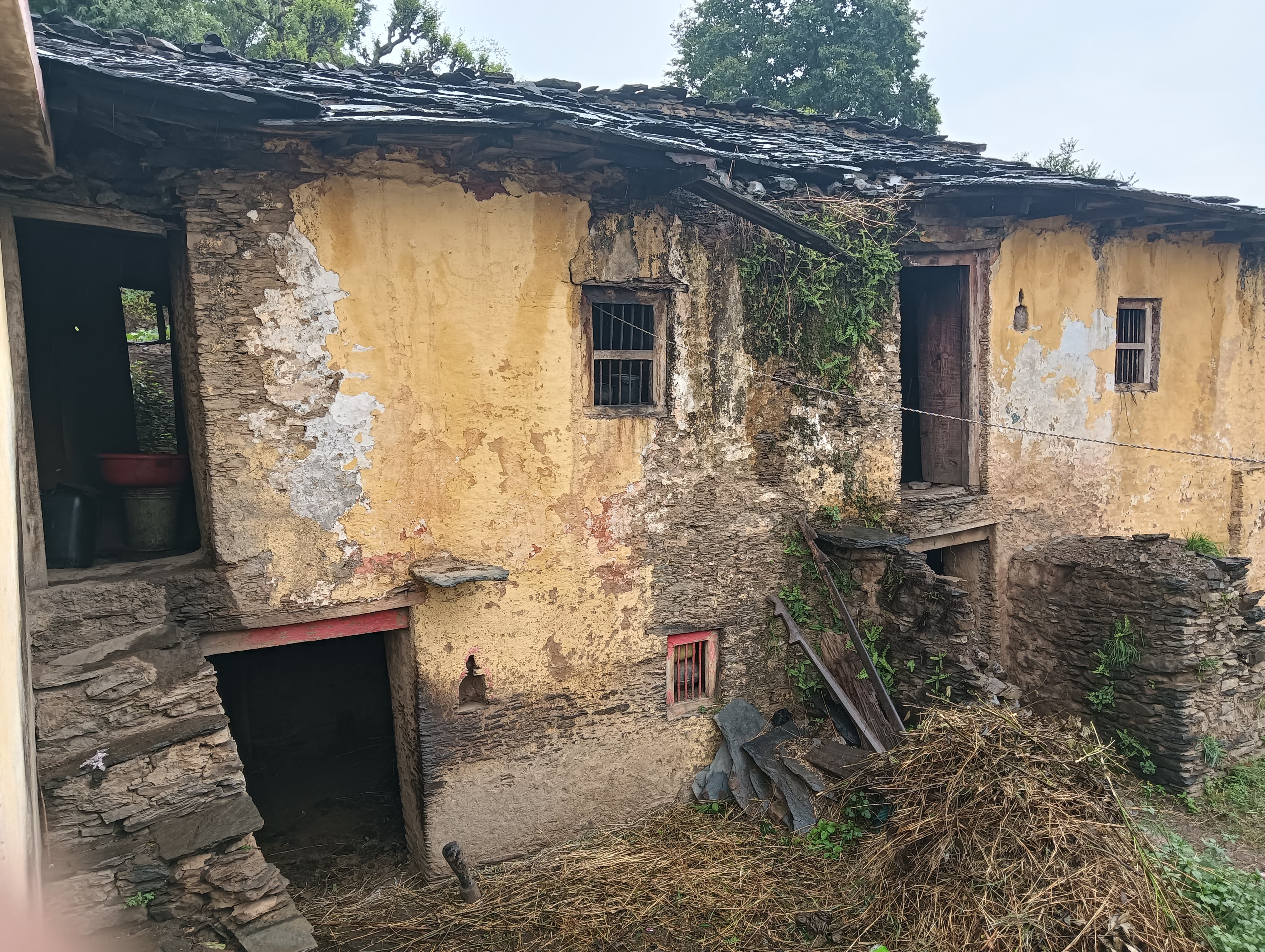 Urgent Help Request To Rebuild Diwan's Collapsing Home